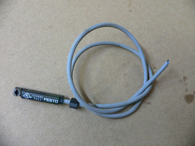 FESTO REED SWITCH 3WIRE 525895 Fen Industrial