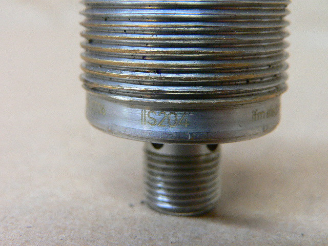 Sensore Induttivo IFM Efector IIS204 &ndash; 10-36 VDC, 15mm, Nuovo