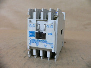 Cutler Hammer D15cr22 Contactor, 4-Pole, Coil: 120Vdc