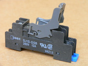 Idec Sj1s-05B 5-Pin Relay Socket 12A 250V
