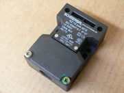 Schmersal Az 15 Zvrk-M16 Safety Switch