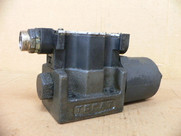 Yuken Dsg-03-2B2-D24-50 Directional Control Solenoid Valve 24Vdc