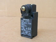 Omron D4d-2121N Limit Switch