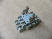 Idec Sh3b-05 U 10A 300V 11P 11 Used Idec Sh3b-05 U 10A 300V 11P 11 Used