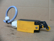 Moeller Ls-11 Mini Din Switch Plastic Limit Switch Moeller Ls-11 Mini Din Switch Plastic Limit Switch