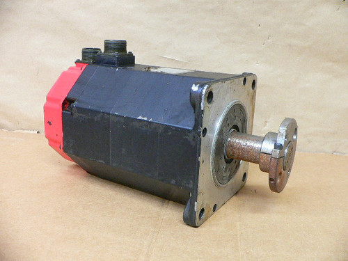 Fanuc 10S A06b-0315-B071 A06b-0315-B071#700B Ac Servo Motor 150V 3Ph 8P 200Rpm