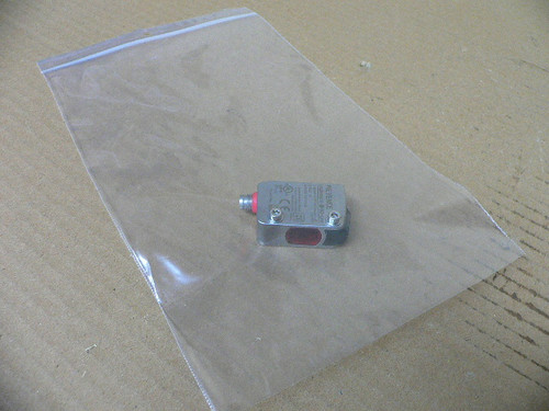 Keyence Lr-Zh500c3p Lrzh500c3p Photoelectric Sensor Keyence Lr-Zh500c3p Lrzh500c3p Photoelectric Sensor