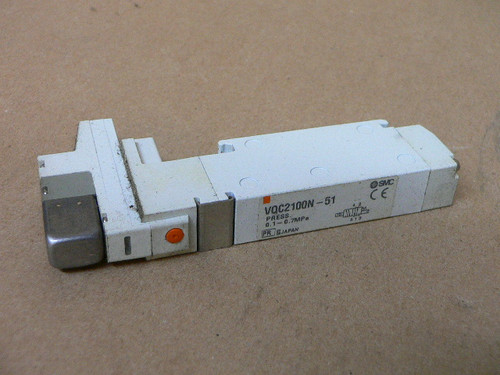 Smc Vqc2100n-51 Pneumatic Solenoid Spool Valve, 5-Port, 24Vdc, 0.1-0.7Mpa