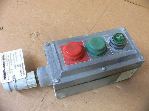 Allen Bradley 800H-3Hz4r Heavy Duty Pushbutton Enclosure Allen Bradley 800H-3Hz4r Heavy Duty Pushbutton Enclosure