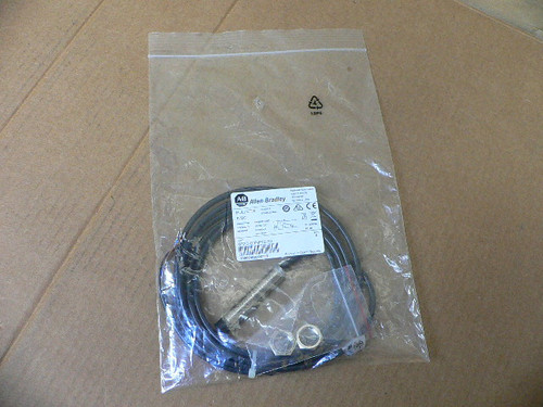 Allen Bradley 872C-D4np12-E2 Inductive Proximity Sensor Allen Bradley 872C-D4np12-E2 Inductive Proximity Sensor