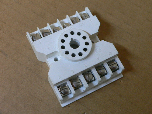 Curtis Cus11 11 Pin Relay Socket