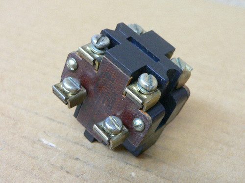 Square D 9001-Tb Contact Block 600 Vac