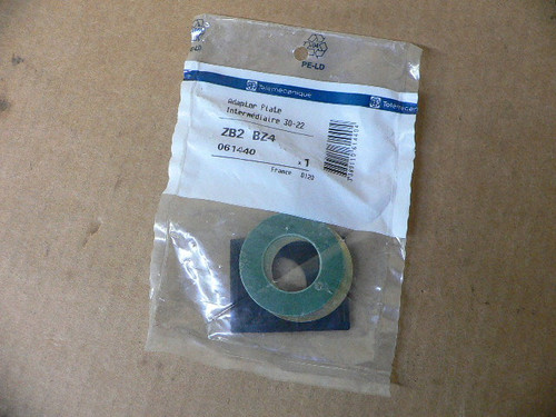 Telemecanique Zb2-Bz4 Adapter Plate Telemecanique Zb2-Bz4 Adapter Plate