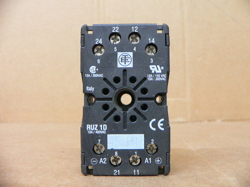 Telemecanique Ruz 1D Relay Socket Telemecanique Ruz 1D Relay Socket