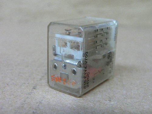 Potter & Brumfield R10-E1-Y4-V700 24Vdc Potter & Brumfield R10-E1-Y4-V700 24Vdc
