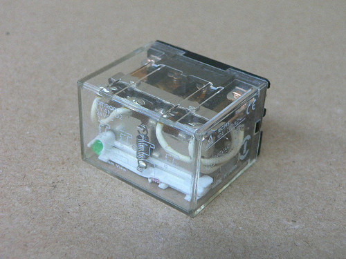 Omron Ly4n-D2 Relay 24Vdc Coil