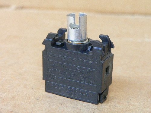 Allen Bradley 800E-D5 Lamp Module Allen Bradley 800E-D5 Lamp Module