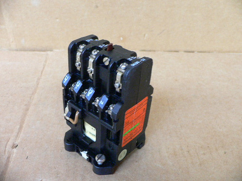 Klockner-Moeller Dil 00-52-Na Contactor 42V Klockner-Moeller Dil 00-52-Na Contactor 42V