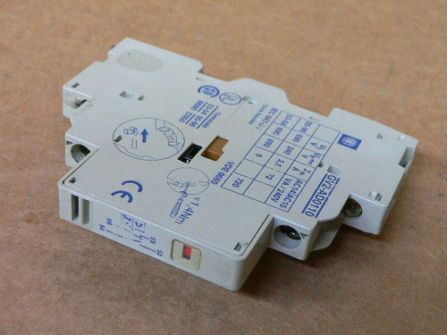 Telemecanique Gv2-Ad0110 Auxiliary Contact Telemecanique Gv2-Ad0110 Auxiliary Contact