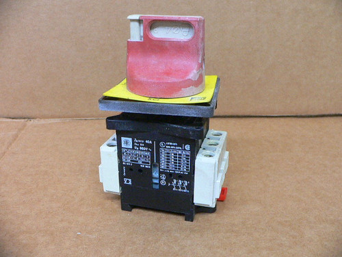 Telemecanique V-2 40A Disconnect Telemecanique V-2 40A Disconnect