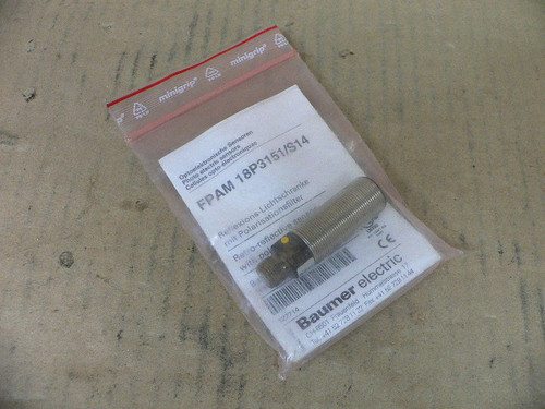 Baumer Electric Fpam 18P3151/S14 Photoelectric Sensor 3.2M Range 10-30Vdc