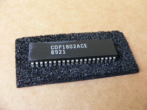 Harris Cdp1802ace 8-Bit Microcontroller Harris Cdp1802ace 8-Bit Microcontroller