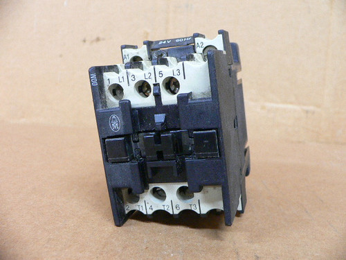 Klockner Moeller Dil00m Contactor 3P 20A 24V
