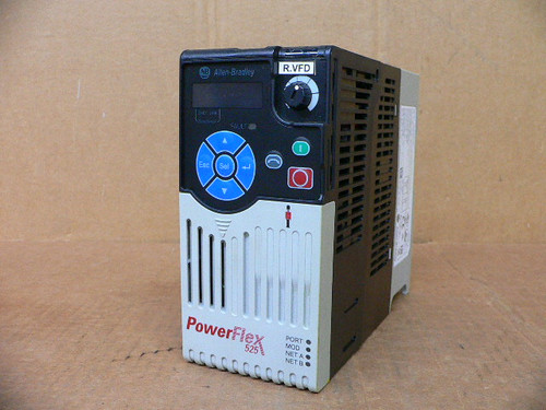 Allen Bradley 25B-E3p0n104 Powerflex 525 Ac Drive 600V / 3A / 2Hp / 1.5Kw Allen Bradley 25B-E3p0n104 Powerflex 525 Ac Drive 600V / 3A / 2Hp / 1.5Kw