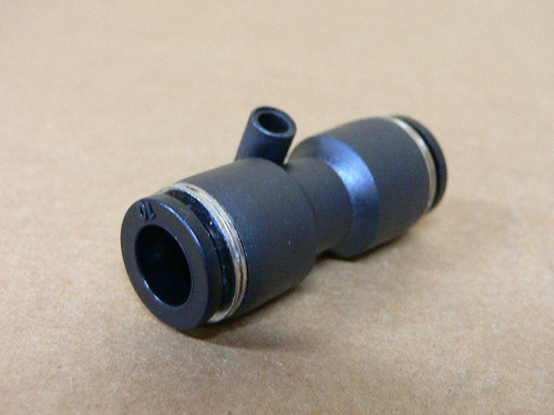 Topring 46.245 10Mm Od Maxfit Polymer Push-To-Connect Union Topring 46.245 10Mm Od Maxfit Polymer Push-To-Connect Union