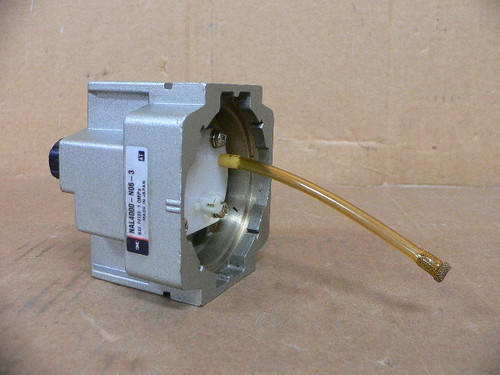 Smc Nal4000-N06-3 Pneumatic Lubricator Assembly (Missing Polycarbonate Bowl) Smc Nal4000-N06-3 Pneumatic Lubricator Assembly (Missing Polycarbonate Bowl)