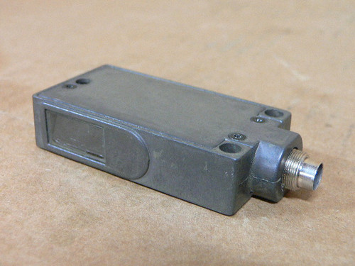 Pepperl + Fuchs Mlv40-54-2453 Photoelectric Sensor 418877 Pepperl + Fuchs Mlv40-54-2453 Photoelectric Sensor 418877