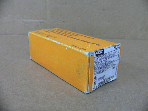 Hubbell Hbl4750 Twist-Lock Duplex Receptacle 15A