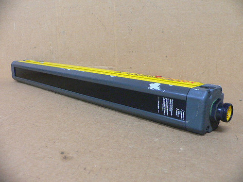 Leuze Lumiflex Ct30-450 Bh3 Safety Light Curtain Transmitter 0.8-18M Range Leuze Lumiflex Ct30-450 Bh3 Safety Light Curtain Transmitter 0.8-18M Range