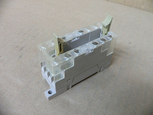 Omron P7sa-14F-Nd P7sa14fnd Relay Socket Safety For G7sa W/Led 6Amp 250Vac