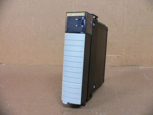 Allen Bradley 1756-Of4 Controllogix Analog 4 Point Output Module Allen Bradley 1756-Of4 Controllogix Analog 4 Point Output Module