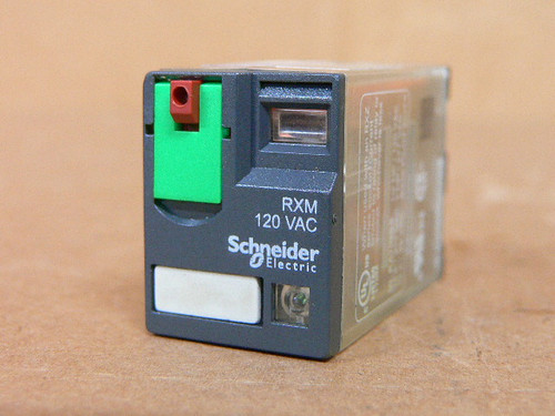 Schneider Electric Rxm2ab2f7 Miniature Plug-In Relay Switch 120 Vac Schneider Electric Rxm2ab2f7 Miniature Plug-In Relay Switch 120 Vac