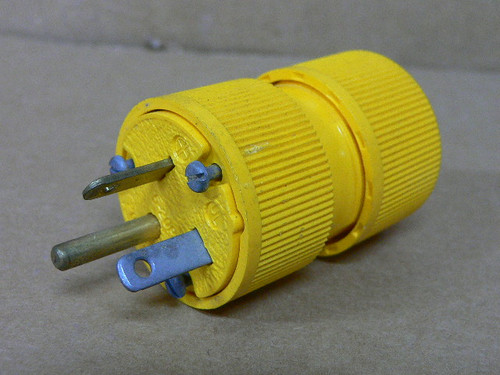 General Electric Ge Ged-0521 Dyna-Mate Ii Straight Blade Plug 20A 125V