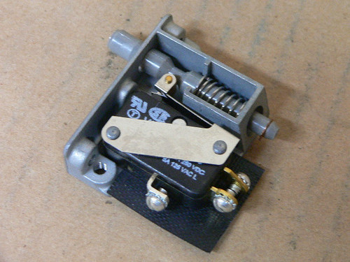 Honeywell Mx, 1717 23Ac2 Controller Assembly Honeywell Mx, 1717 23Ac2 Controller Assembly