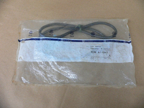 Telemecanique Xcm-A110-H7 Limit Switch Xcma110h7 Telemecanique Xcm-A110-H7 Limit Switch Xcma110h7