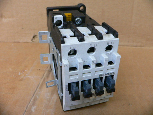 Siemens 3Tf3211-0A Contactor 120-110V