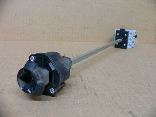 Siemens 3Ld2213-0Tk53 Disconnect Switch 3 Poles Din Rail Mount 32 Amp 600 Volts