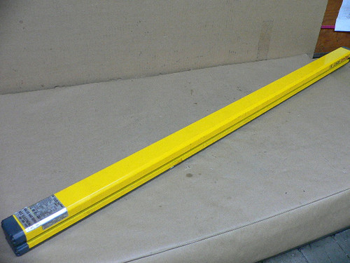 Leuze Lumiflex Cr 14-1200/5Bh Light Curtain Leuze Lumiflex Cr 14-1200/5Bh Light Curtain