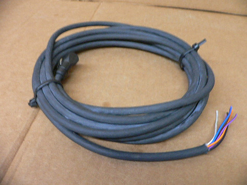 New Ifm Efector E11232 Ifm Efector Cable Assembly D-45128 Essen New Ifm Efector E11232 Ifm Efector Cable Assembly D-45128 Essen