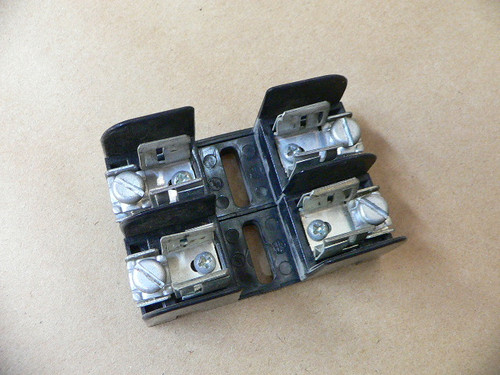 Allen Bradley 1491-N122 2 Pole Fuse Block Holder 30 A 250 V 1491N122 Allen Bradley 1491-N122 2 Pole Fuse Block Holder 30 A 250 V 1491N122