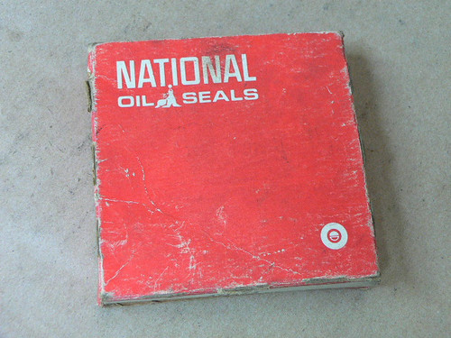 National Federal Mogul 471272 Oil Seal
