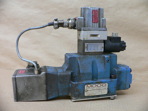 Moog Gmbh D662-1701E, D132, D02hxauen0a0 Servo Hydraulic Valve