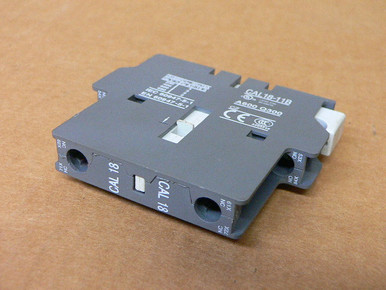 ABB A120681 - S800-AUX/ALT Contatto Ausiliario/Segnale - Stock Elettrico