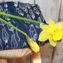 Garment Focus – Feather 1/4 Zip