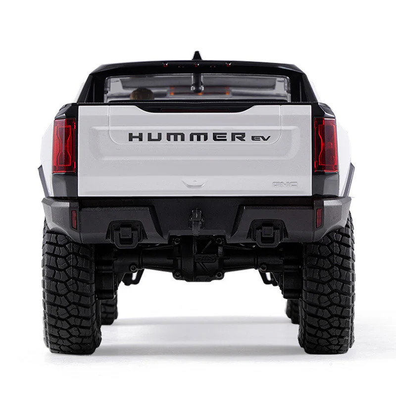 FMM11852RTRWHT FMS 1:18 FCX18 Hummer EV Pickup Truck RTR - White