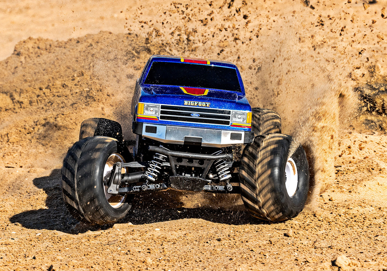 TRA67134-4BLUE TRAXXAS Bigfoot 4x4 Brushless: 1/10 Scale 4WD